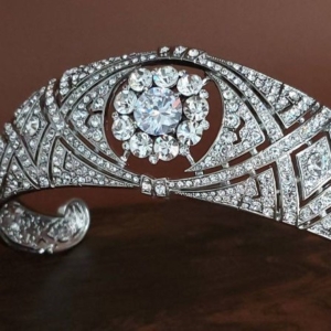 Queen Mary Bandeu Tiara: Etsy