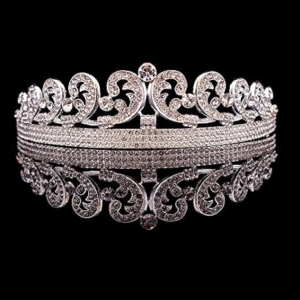 Cartier Halo Scroll Tiara: Amazon