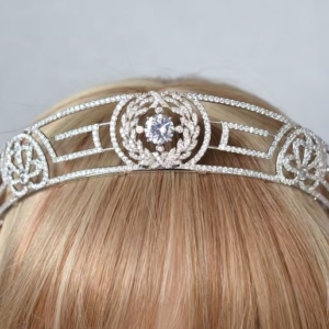 Princess Andrew’s Meander Tiara: Etsy Princess Andrew’s Meander Tiara: Etsy